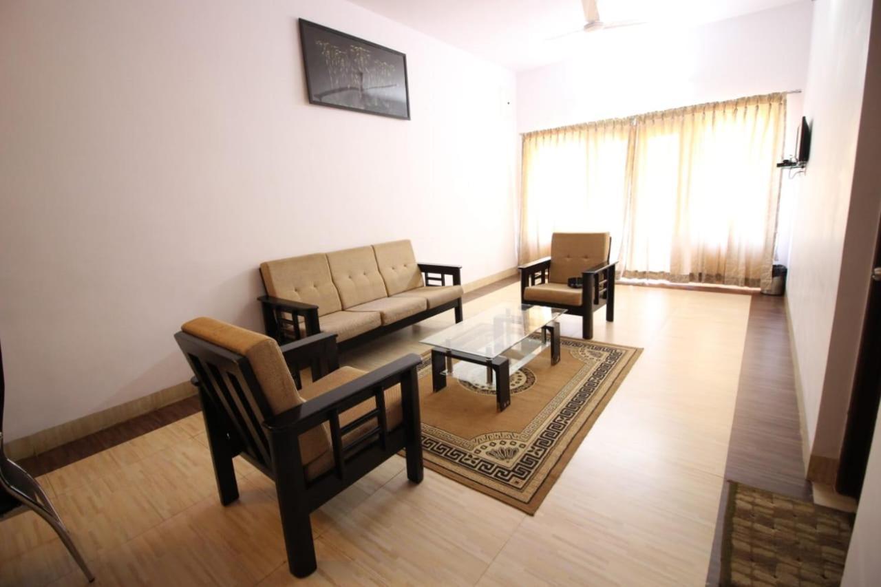 Mount N Mist Hotel Ooty Bagian luar foto