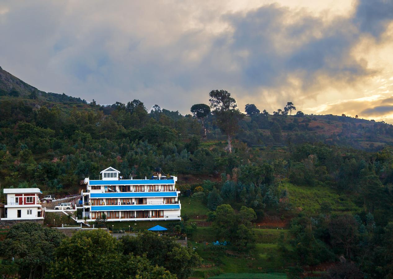 Mount N Mist Hotel Ooty Bagian luar foto
